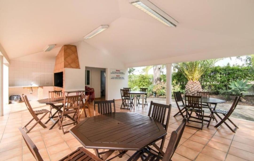 Flamingos Apartment With 2 Swimming Pool Com Check In E Check Out Ao Domingo Em Julho E Agosto Albufeira Exterior photo